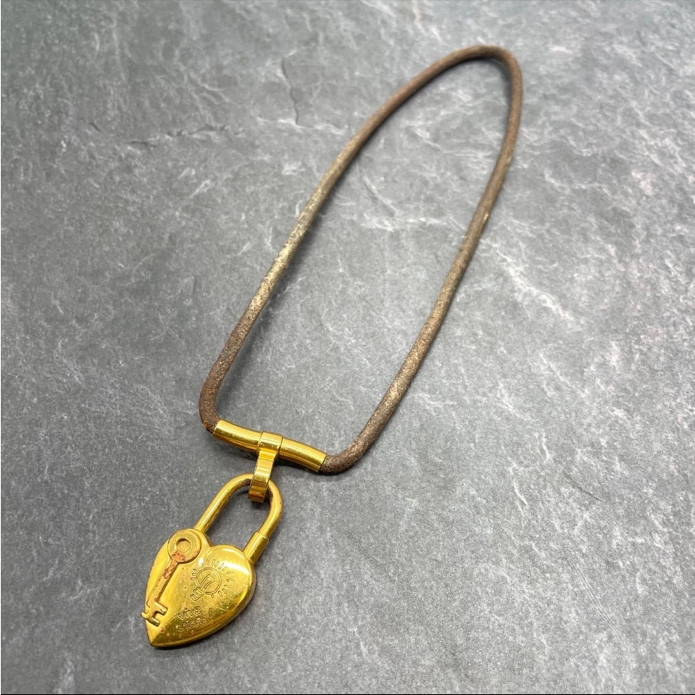 HERMES 2004 Necklace Cadena Padlock Charm La Fantaisie Heart Viviride Gold VTG - Picture 5 of 12